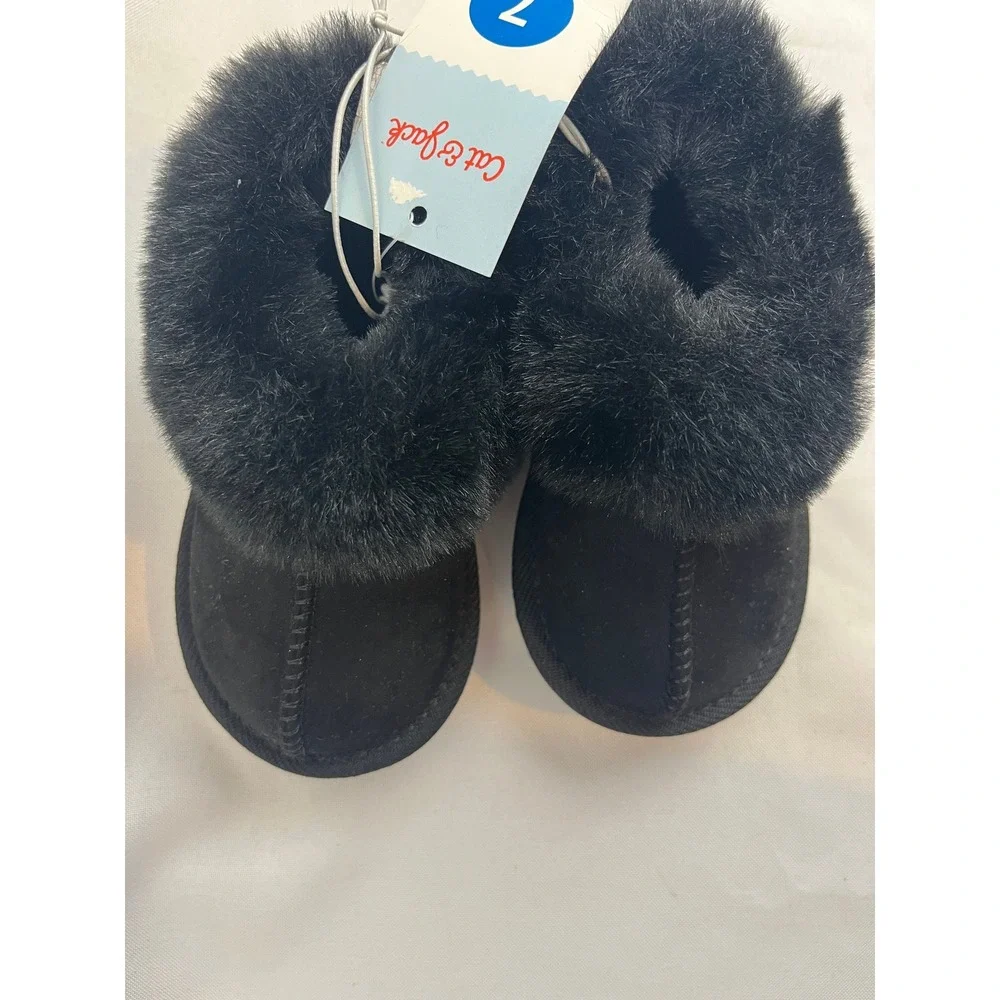 Cat & Jack Toddler Girls Black Faux Fur Trim Suede Slippers Size 7‎ NWT